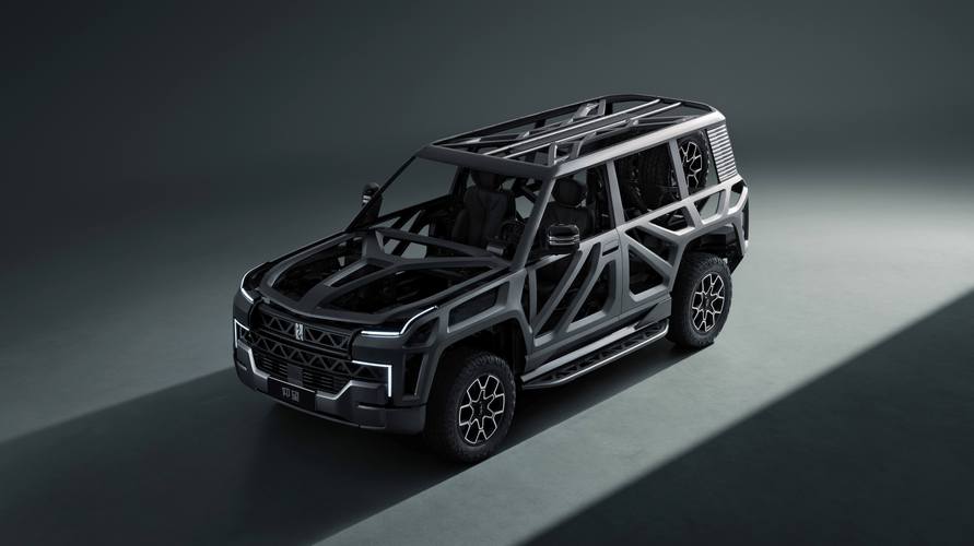 成都336仰望U8硬派越野的科技魅力，国能汽车对传统燃油车市场的冲击